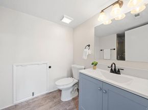 1425 Camino Zalce, San Diego CA 92111