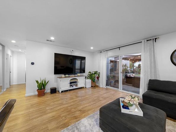 5868 Greycourt Avenue, San Diego CA 92114