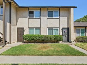 10158 Carefree Drive, Santee CA 92071