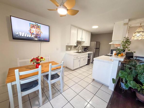 1675 Pentecost Way 3, San Diego CA 92105