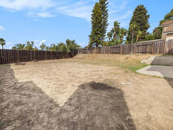 9462 Pipilo Street, San Diego CA 92129