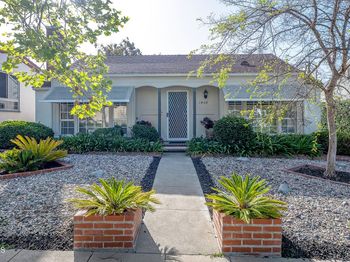1404 Sycamore Avenue