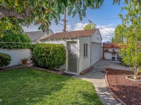 1404 Sycamore Avenue, Glendale CA 91201