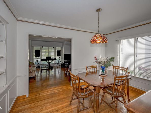 1404 Sycamore Avenue, Glendale CA 91201