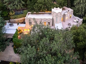 2707 Hermosita Drive