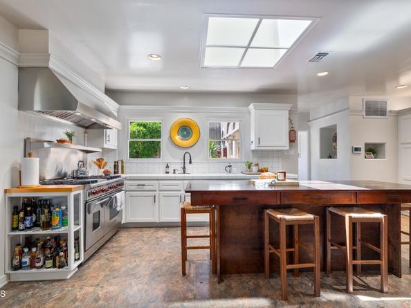 2707 Hermosita Drive, Glendale CA 91208