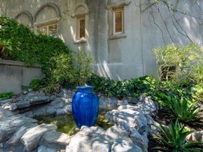 2707 Hermosita Drive, Glendale CA 91208