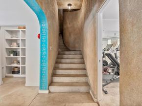 2707 Hermosita Drive, Glendale CA 91208
