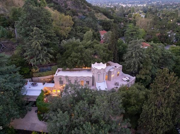 2707 Hermosita Drive, Glendale CA 91208