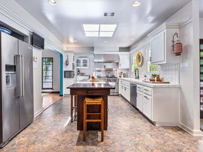 2707 Hermosita Drive, Glendale CA 91208