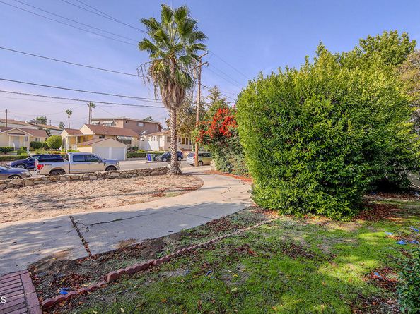 3908 Park Place, La Crescenta CA 91214