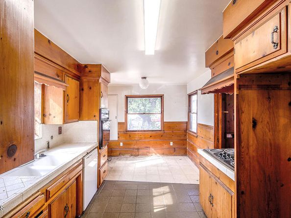 3908 Park Place, La Crescenta CA 91214