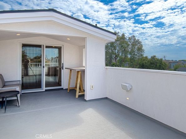 503 1/2 Poinsettia, Corona Del Mar CA 92625