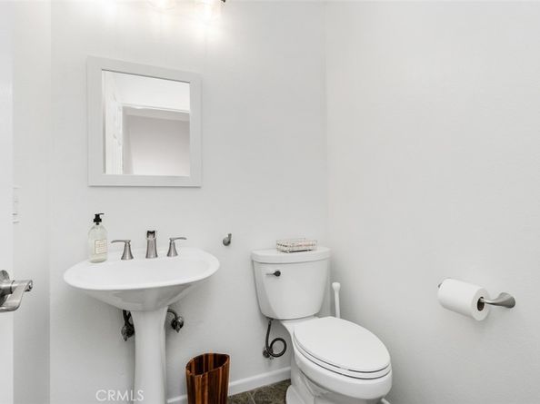 19451 Pompano Lane Lane 110, Huntington Beach CA 92648