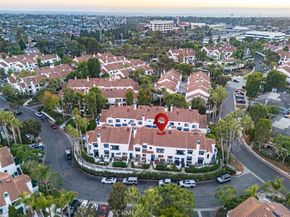 19451 Pompano Lane Lane 110, Huntington Beach CA 92648