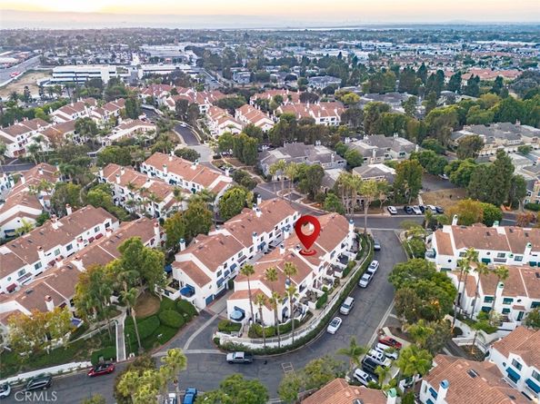 19451 Pompano Lane Lane 110, Huntington Beach CA 92648