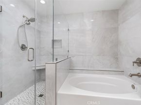 19451 Pompano Lane Lane 110, Huntington Beach CA 92648