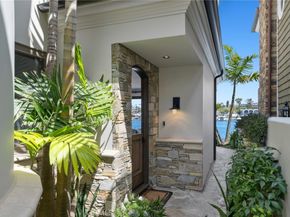 118 Via Lido Nord, Newport Beach CA 92663