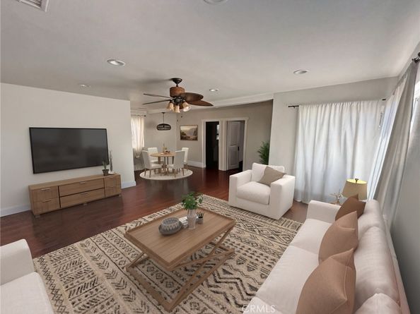 228 Del Mar Avenue, Costa Mesa CA 92627