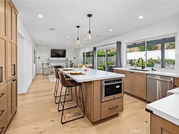 5497 Coral Reef, La Jolla CA 92037