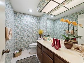 21 Rustling Wind 21, Irvine CA 92612