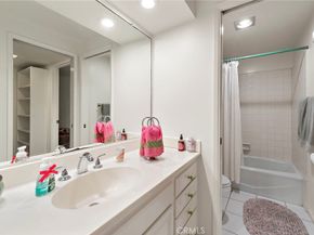 21 Rustling Wind 21, Irvine CA 92612