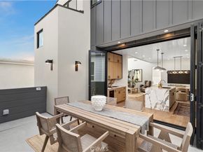 715 1/2 Poinsettia Avenue, Corona Del Mar CA 92625