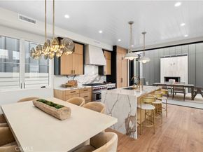 715 1/2 Poinsettia Avenue, Corona Del Mar CA 92625