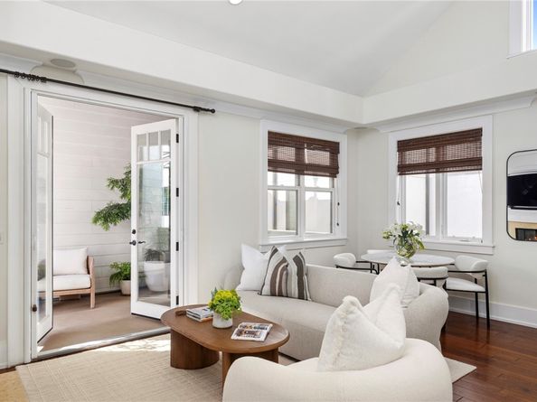 516 Poinsettia Avenue B, Corona Del Mar CA 92625