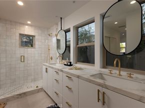 212 E 19th Street, Costa Mesa CA 92627