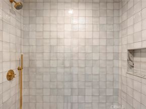 212 E 19th Street, Costa Mesa CA 92627