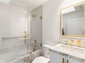 212 E 19th Street, Costa Mesa CA 92627