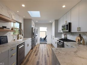 212 E 19th Street, Costa Mesa CA 92627