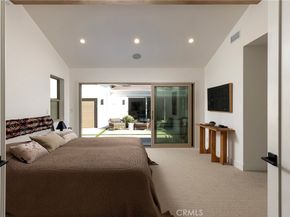 212 E 19th Street, Costa Mesa CA 92627