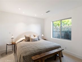 212 E 19th Street, Costa Mesa CA 92627