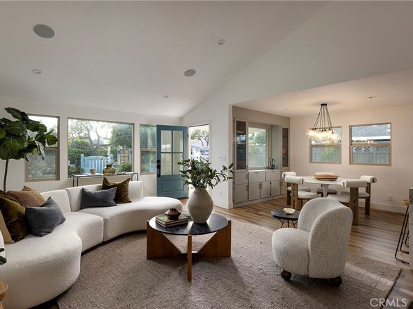 212 E 19th Street, Costa Mesa CA 92627