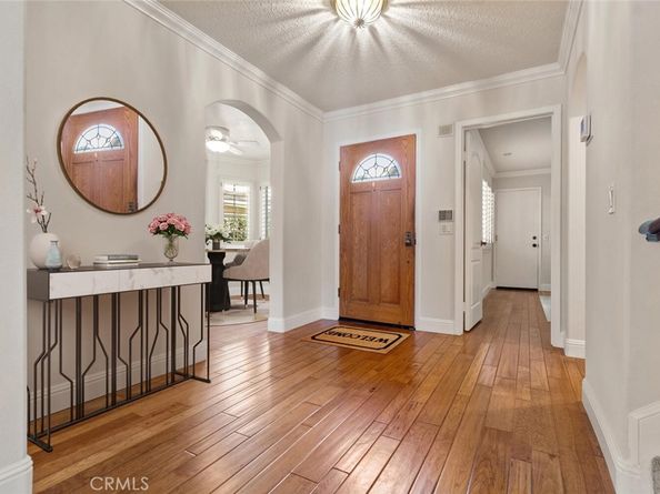 611 Wakefield Court 102, Long Beach CA 90803