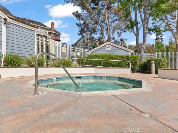 611 Wakefield Court 102, Long Beach CA 90803