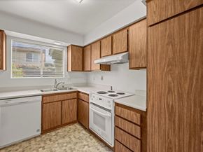 4386 Albatross Way, Oceanside CA 92057