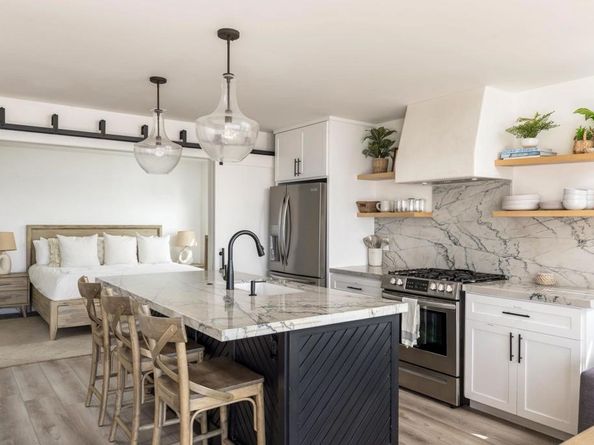 801 North Pacific St, Oceanside CA 92054