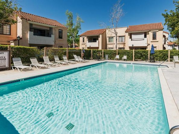 10758 Dabney Drive 40, San Diego CA 92126