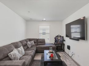 10702 Ensworth Way, Spring Valley CA 91978