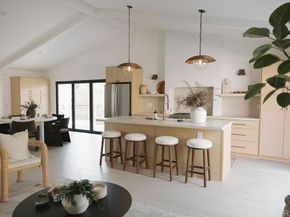 1916 Laurel Road, Oceanside CA 92054