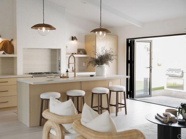 1916 Laurel Road, Oceanside CA 92054