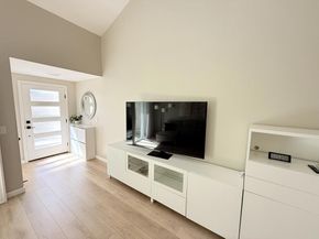 6209 Caminito Araya, San Diego CA 92122