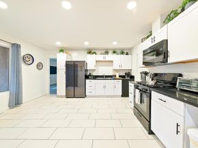 965 Rosecrans Street, San Diego CA 92106