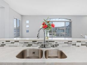 10964 Ivy Hill Drive 3, San Diego CA 92131