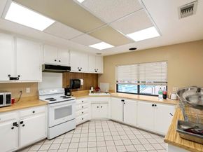 12188 Rancho Bernardo Road B, San Diego CA 92128