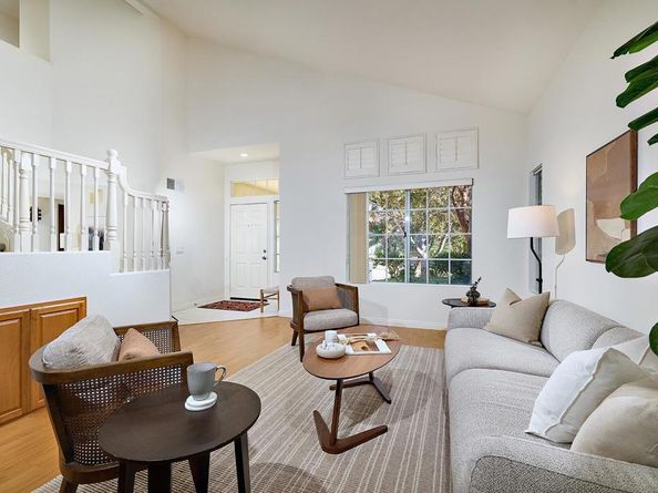 4964 Calle Sobrado, Oceanside CA 92056