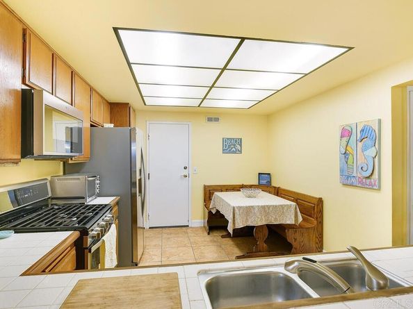 3114 Avenida Christina, Carlsbad CA 92009